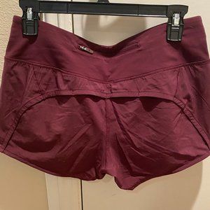 Lululemon Speed Up Maroon Shorts Size 6